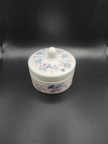 Wedgwood angela round - angela, trinket