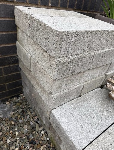 Breeze blocks 440 215 x - 440,