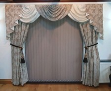 Swags And Tails lined Curtains, Wooden Pelmet And all Accessories. V.G.C.
