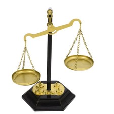 Old Fashioned Weighing Scales Decorative Furnishings