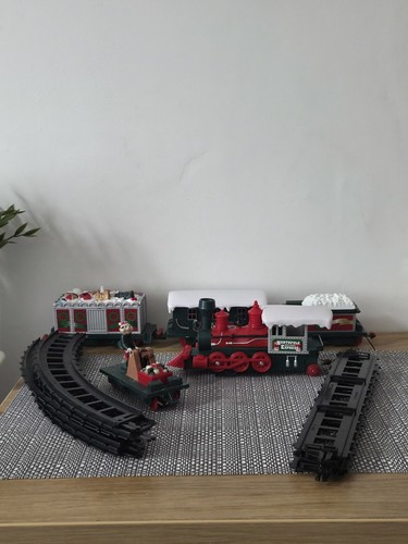 Vintage 1997 toy - vintage, north