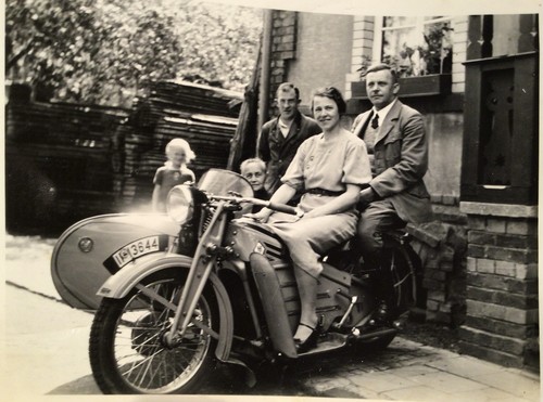 1940s ww2 era photo - 1940s,