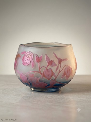 Emile gallé cameo - *emile, glass