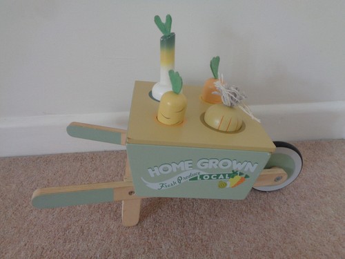 Aldi little town vegetable - little,