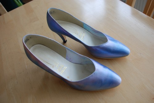 Womens used vintage dyeable - used,