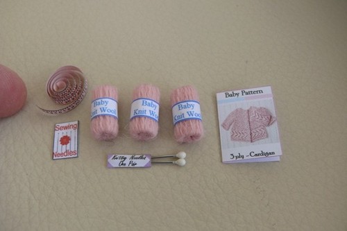 12th dolls house - 1/, shop