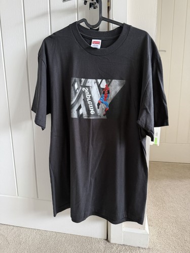 Supreme spider man tee - supreme,