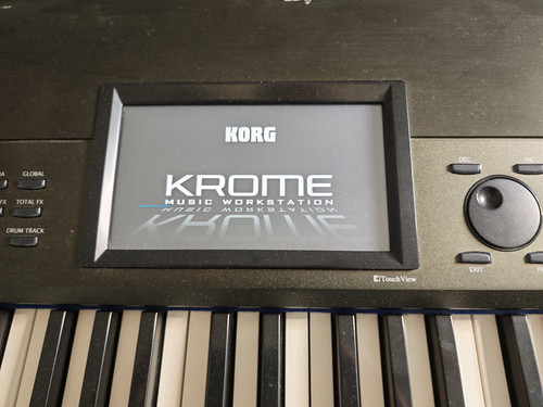 Korg krome excellent - -,