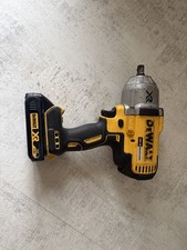 DeWalt DCF899N 18V Brushless Cordless Impact Wrench & battery