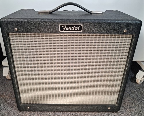 Fender blues junior 295 15w - blues, pr-295