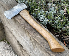 Vintage WW2 1941 Military 2.5 lb Axe Hatchet Camping Kindling Axe Tool BRADES ?