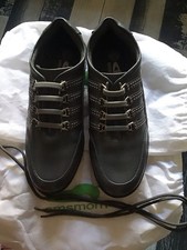 Woman’s Emsmorn Bowls