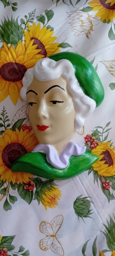 Art deco style lady - style.,