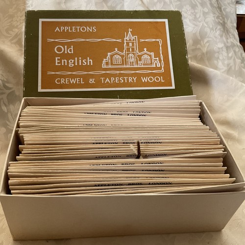 Appletons old english crewel - old,
