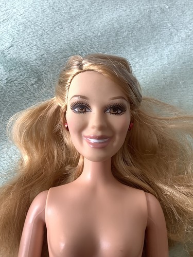 Mattel barbie red carpet glam - red,