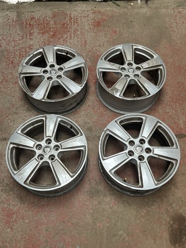 Genuine jaguar alloys - 17”,