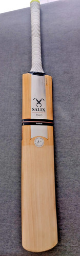 Salix pod cricket - pod, bat