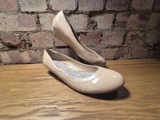 *** Chloe Beige Leather Shoes