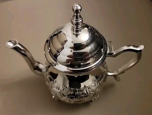 Handmade medium moroccan - handmade,
