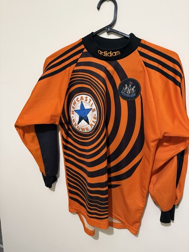 Newcastle united 98 - united, 97/98