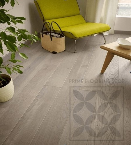 Sample engineered oak wood - sample:,