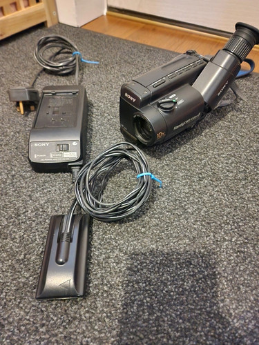 Sony handycam ccd - ccd-tr330e, pal