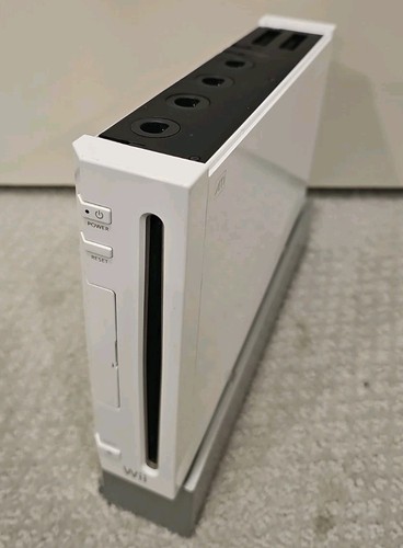 Nintendo wii console - console, only