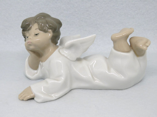 Lladro angel reclining - angel,