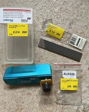 Skis Or Snowboard Edge