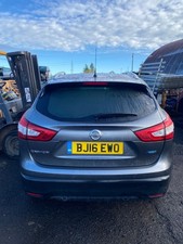 Nissan Qashqai 2016 tailgate grey