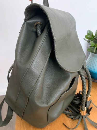 Olive green faux leather - green,