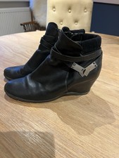 Aquatalia Gortex Waterproof