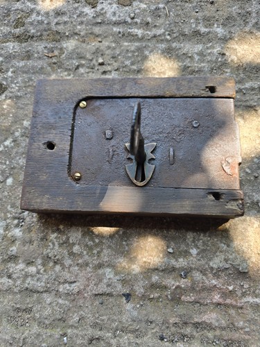 Antique cast iron - , lock