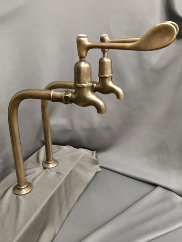 Large lever tall - large,