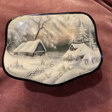 Russian Fedoskino Lacquer Box