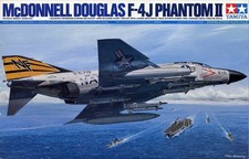 Tamiya F-4J Phantom II 1/32