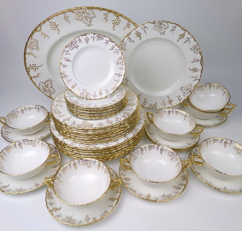 Royal crown derby - crown,