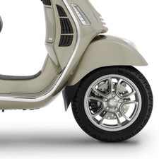 Pyramid Fenda Extenda Black Fits Piaggio Vespa GTS Super 300 2023-2024