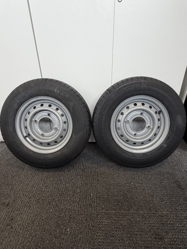 New pair 165 r13c - r13c, trailer