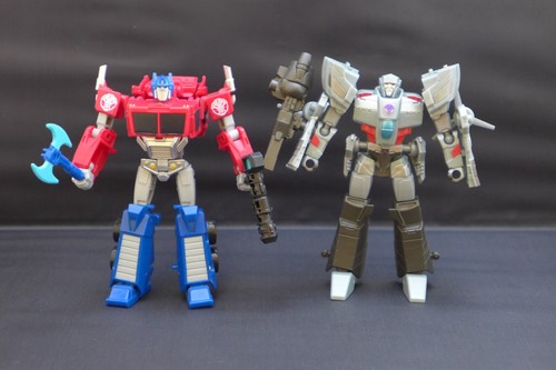 Transformers earthspark deluxe - transformers,