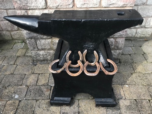 Real used horseshoes x6 - horseshoes,