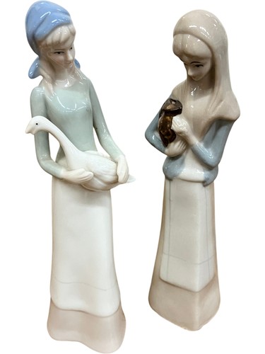 Elegant ceramic figurines with - elegant,