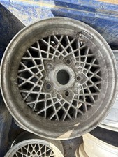 Single Rover SD1 Vitesse alloy wheel CRC4177 (9 Available.