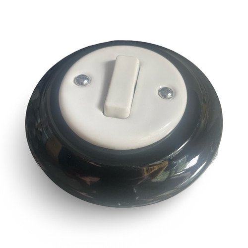 Black white gloss ceramic - white,