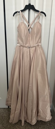 Beautiful ball gown - ball,