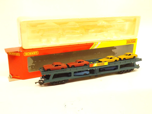 Hornby r6423 car - car, transporter