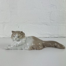 Vintage Lladro Nao Persian Cat Figurine - Lying Down  #232