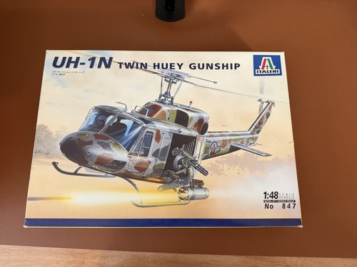 Italeri twin huey - uh-1n,