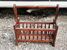 VINTAGE WOODEN MAGAZINE NEWSPAPER STORAGE RACK WITH HANDLE