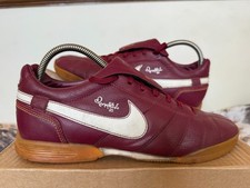 Nike Tiempo Guri Ronaldinho R10 UK 8.5 Indoor Football Shoes